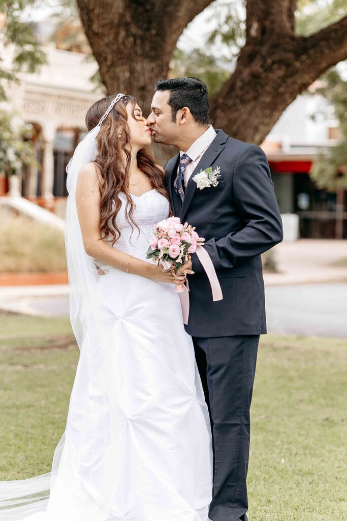 tushant charlaine 42 y4lvkbvp9ptrlj5z